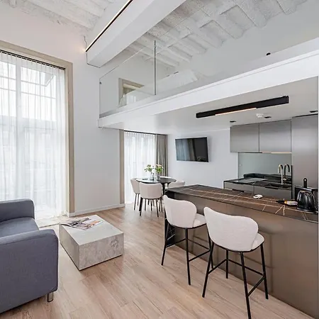 Radio Loft 345 By Hostlovers *