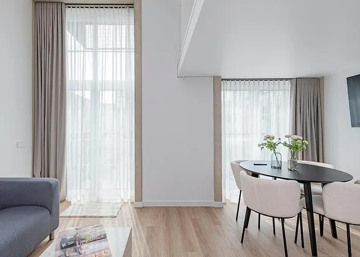 Radio Loft 345 By Domvia