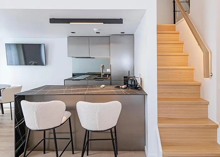 Radio Loft 345 By Domvia *